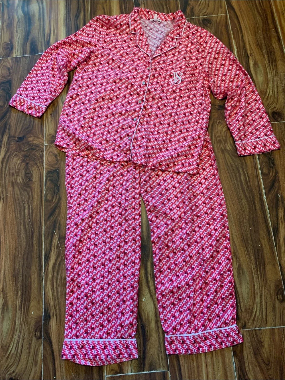 Victoria’s Secret “The Dreamer” Flannel Large Pajama Deer Set.              3790